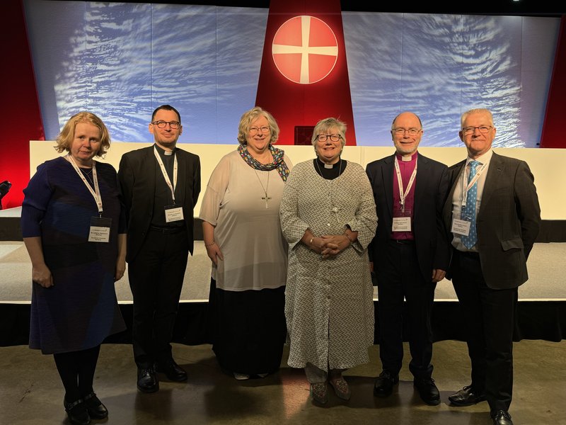 Ecumenical Associate Members of the Methodist Conference, with the President and Vice President 2024